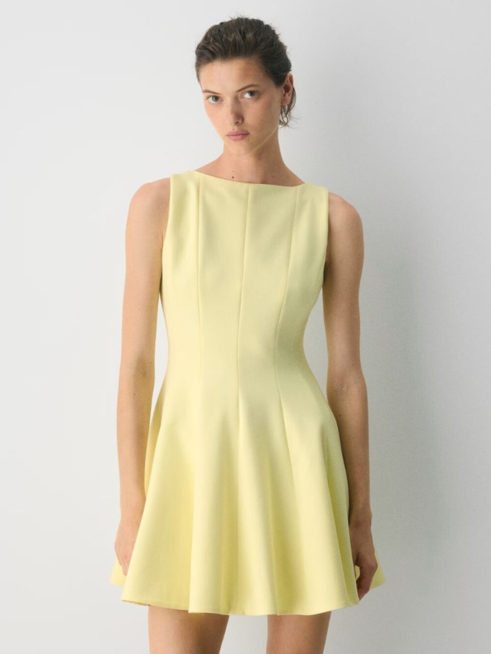 Pretty Garden Yellow High Neck Stretchy Dress
